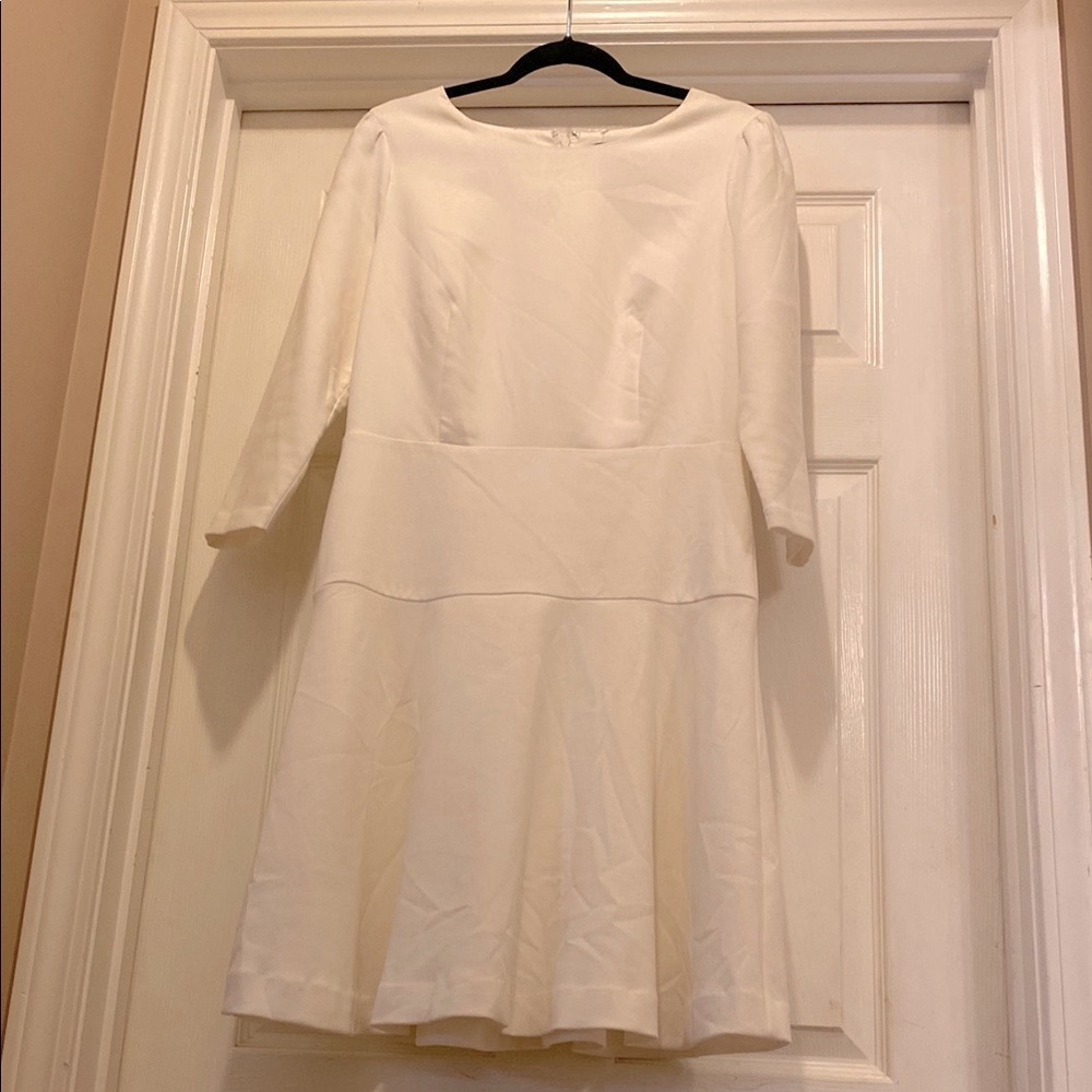 Ann Taylor Elegant Winter White Ivory Dress size 8 excellent preloved condition